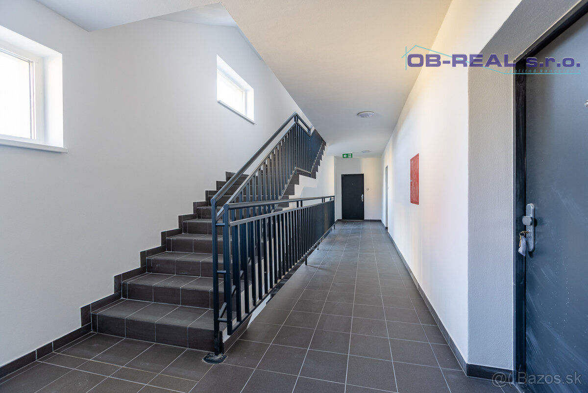 Predaj moderných 2izb bytov 55m2 v novostavbe v centre Sládk - 9