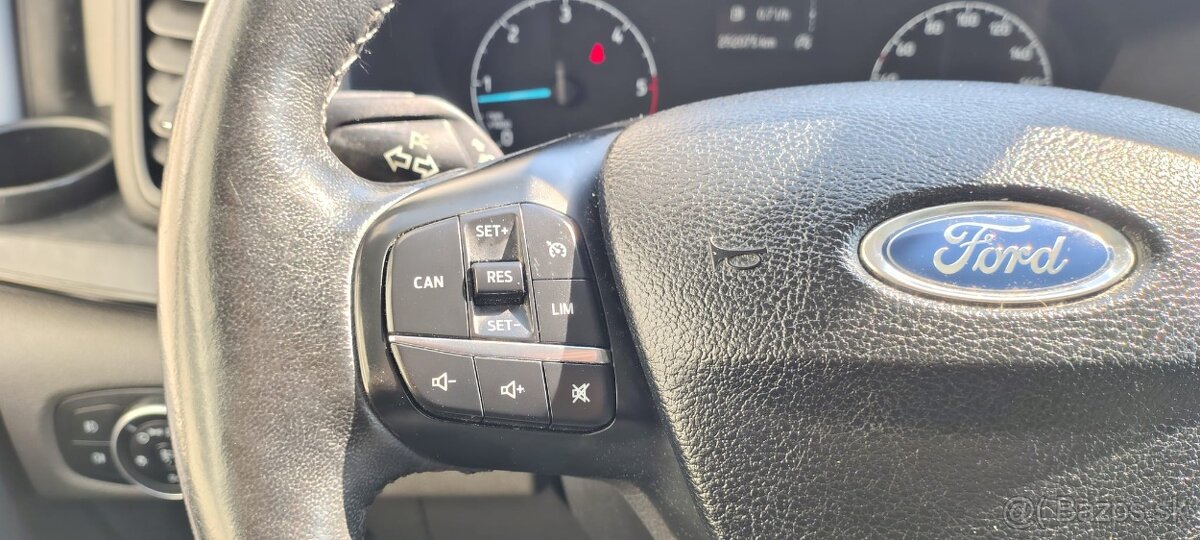 Ford Tourneo Custom 2.0 TDCi 130 Titanium L2 T310 A/T - 9