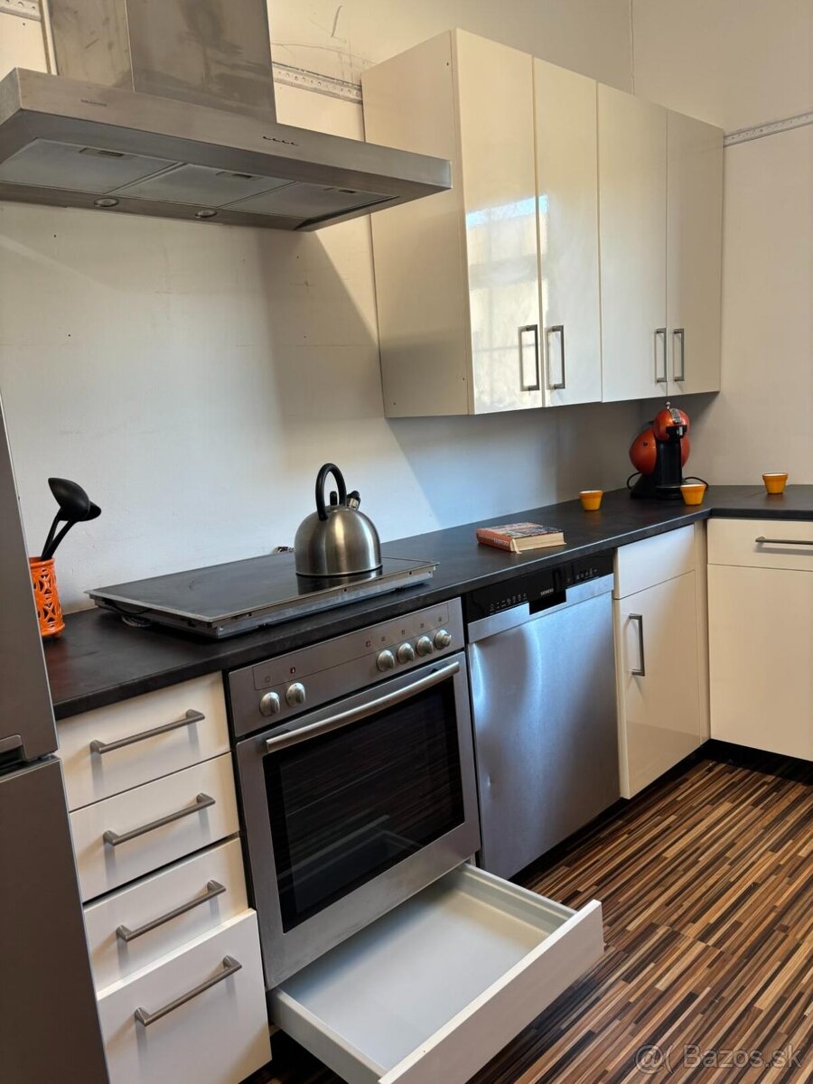 Krémová moderná kuchyňa MARGOT - 9