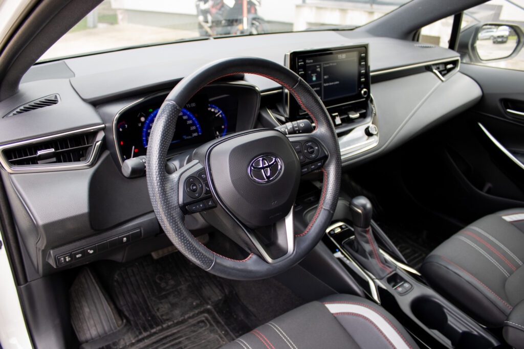 Toyota Corolla GR 1.8l Hybrid eCVT - 9