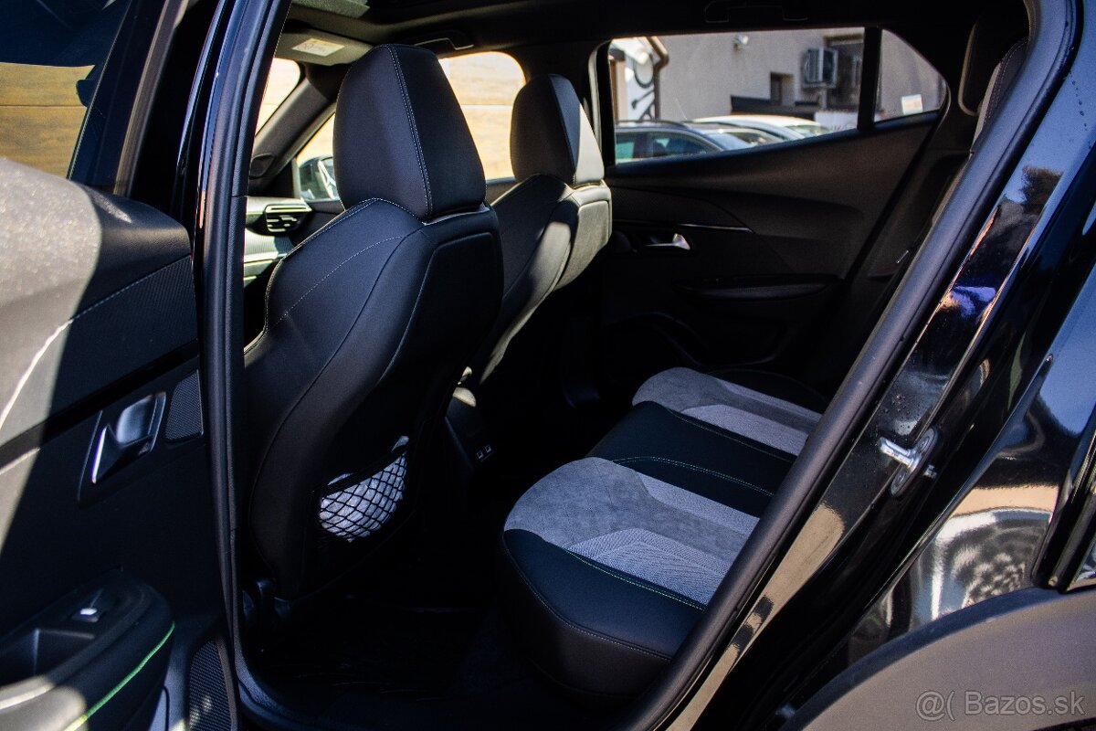 Peugeot e-2008 GT 2021 100kW - 9