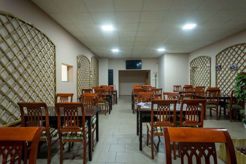 ALL INCLUSIVE | NA PREDAJ POLYFUNKČNÝ OBJEKT V NOVÝCH ZÁMKOC - 9