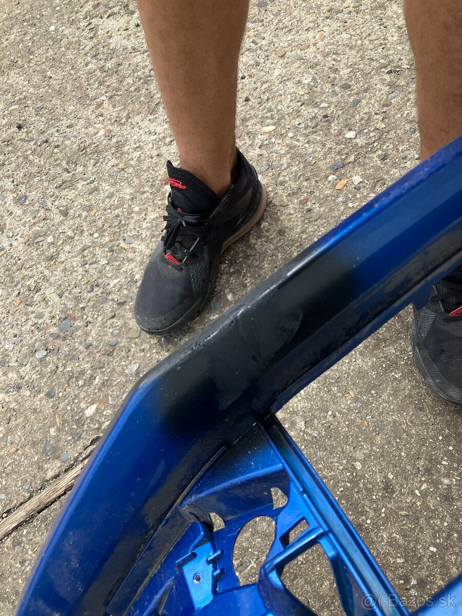 predni naraznik octavia iii 3 12-17 modry maska - 9