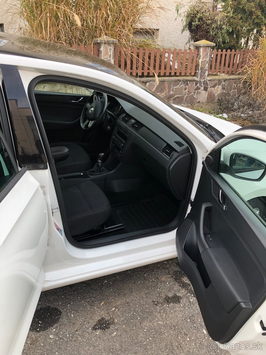 Škoda Rapid 1.2 TSI RV 2013 - 9