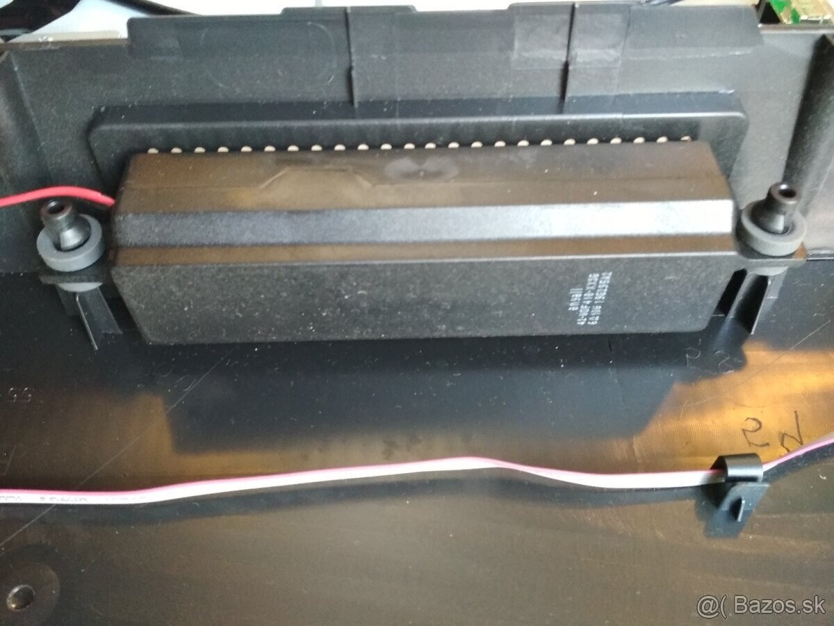 Rozpredám TV TCL 65DP600 - 9