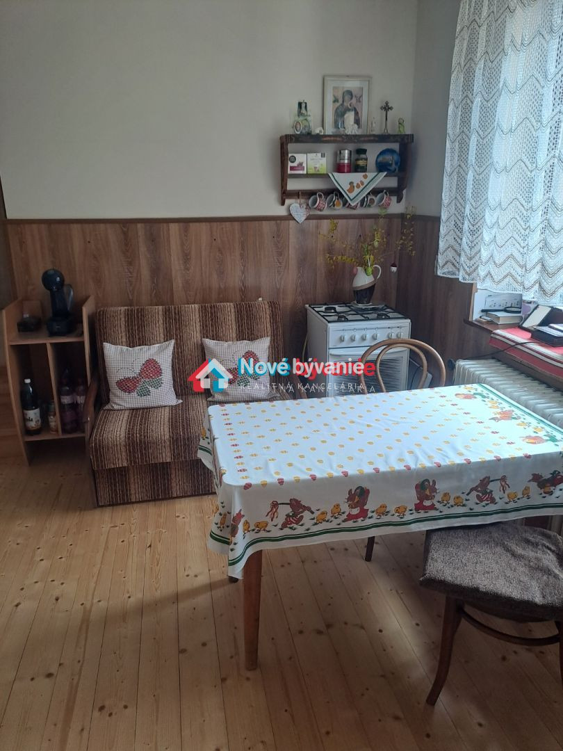 Rodinný dom s veľkým pozemkom v obci Hrabušice, okr. Spišská - 9