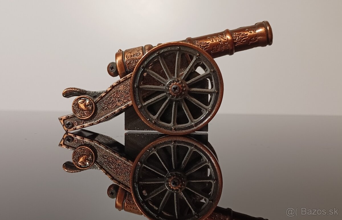 Stolný zapaľovač delo - 9