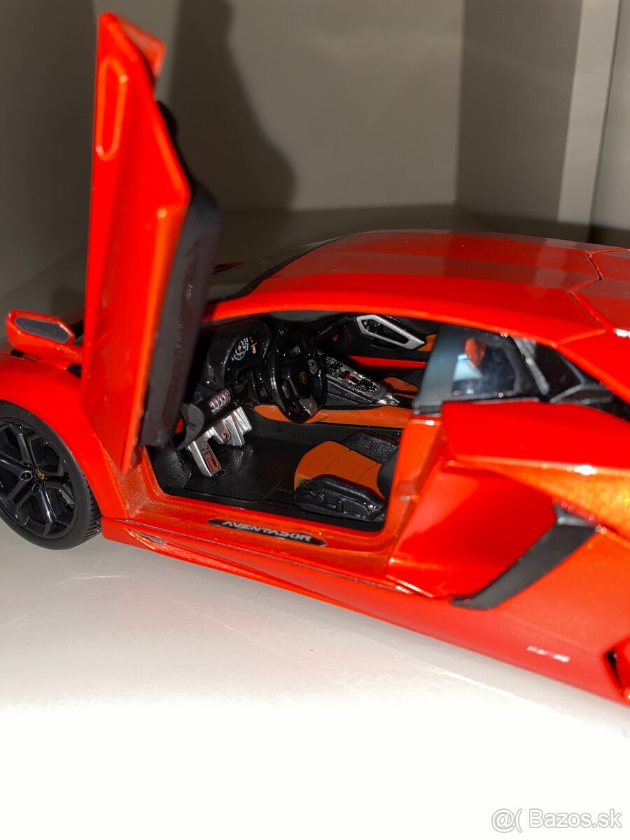 Lamborghini Aventador - 9