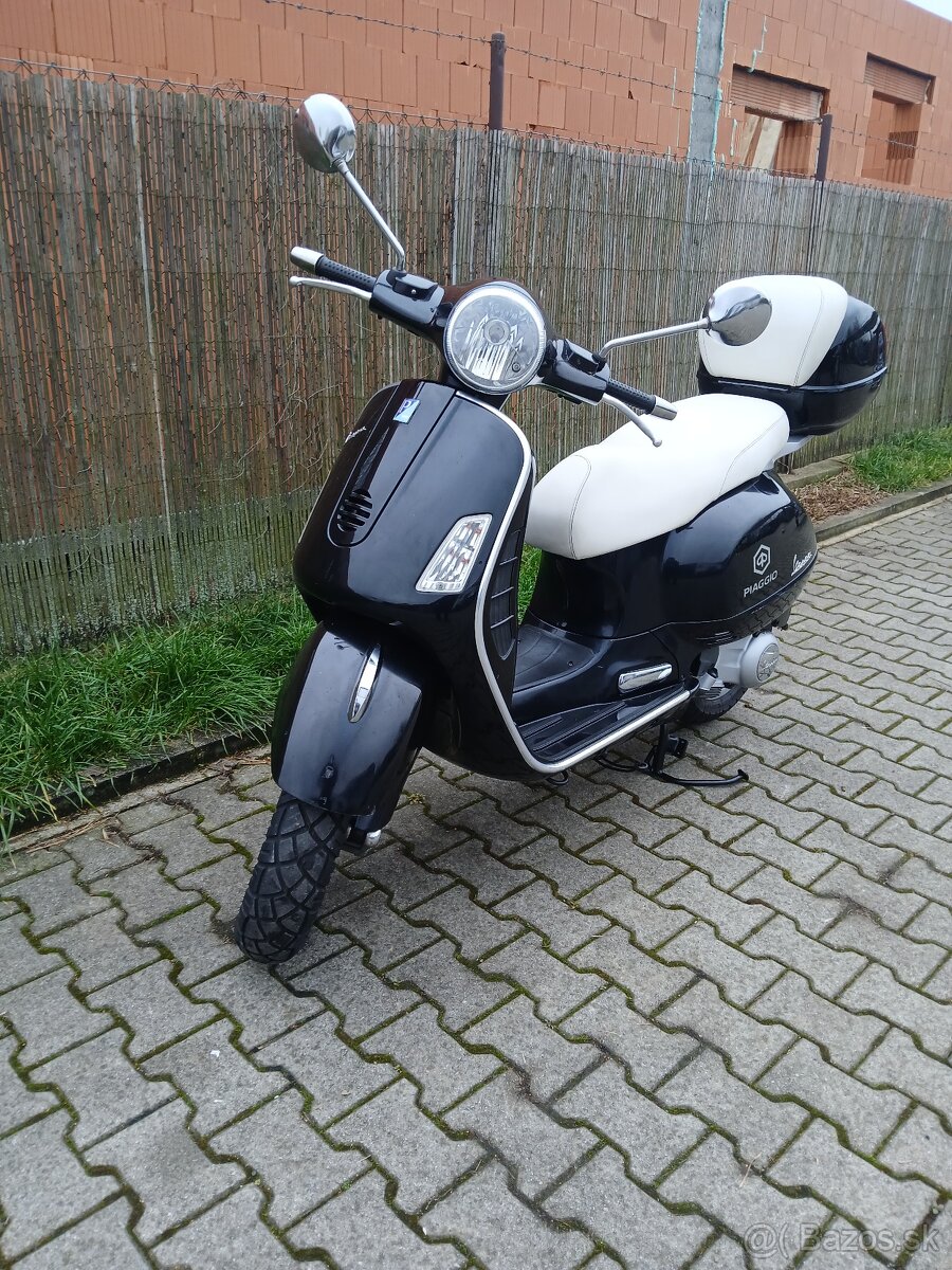 Piaggio Vespa 125 GT - 9