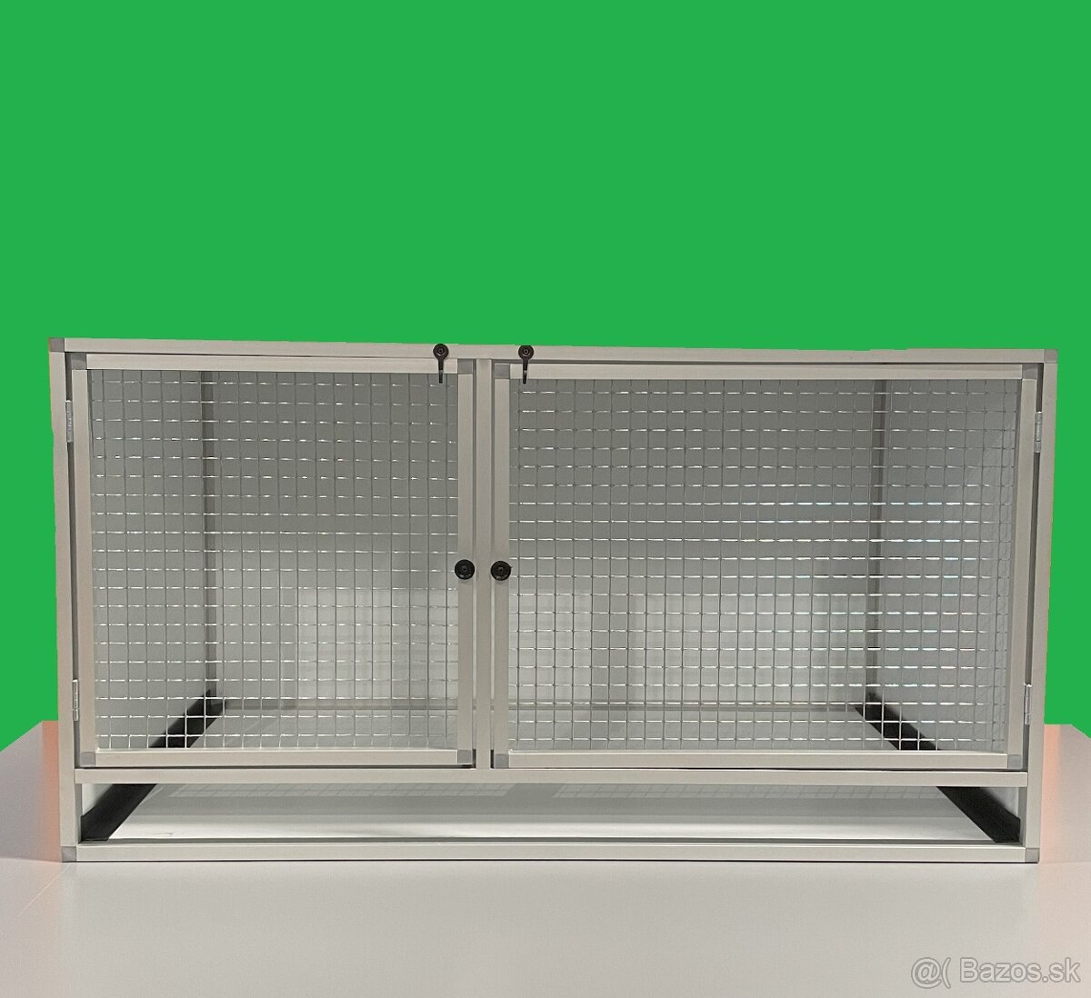 Voliery , Krmne pulty , Prepravne boxy - 9