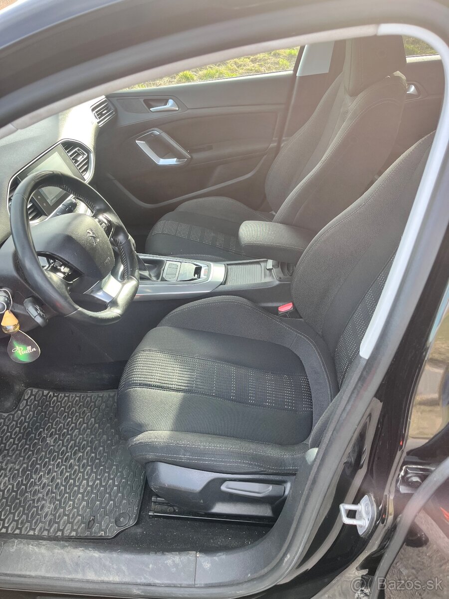 Peugeot 308SW 2,0 BluHDI - 9