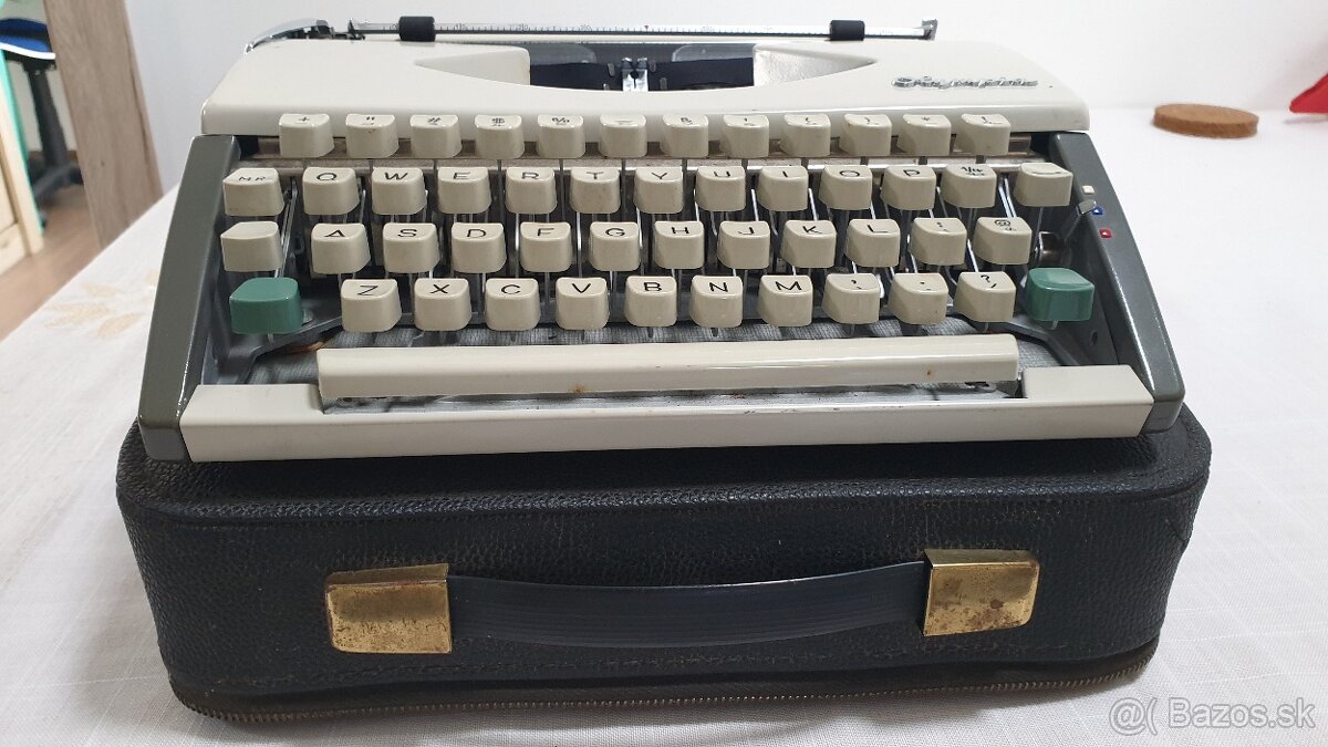 Písací stroj Olympia - 9