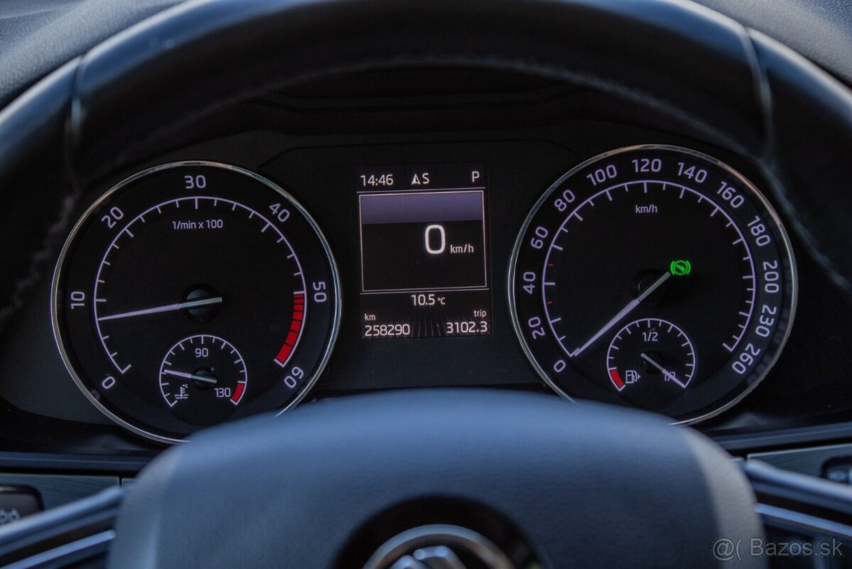 Škoda Superb 2.0 TDI Ambition - 9