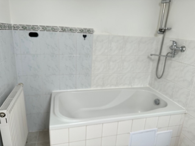 Dám do prenájmu 4 izbový - 9