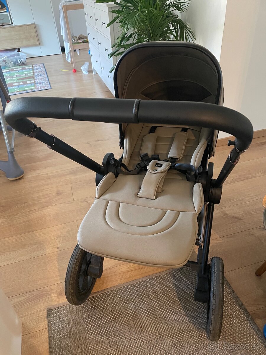 Kočiar Moon Resea Mud 2025 - 9