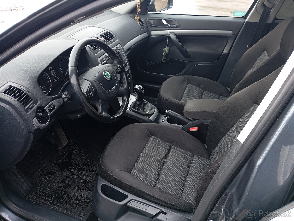 Predám Škoda Octavia 2 Facelift, 2.0 TDI 103kw, CFHC - 9