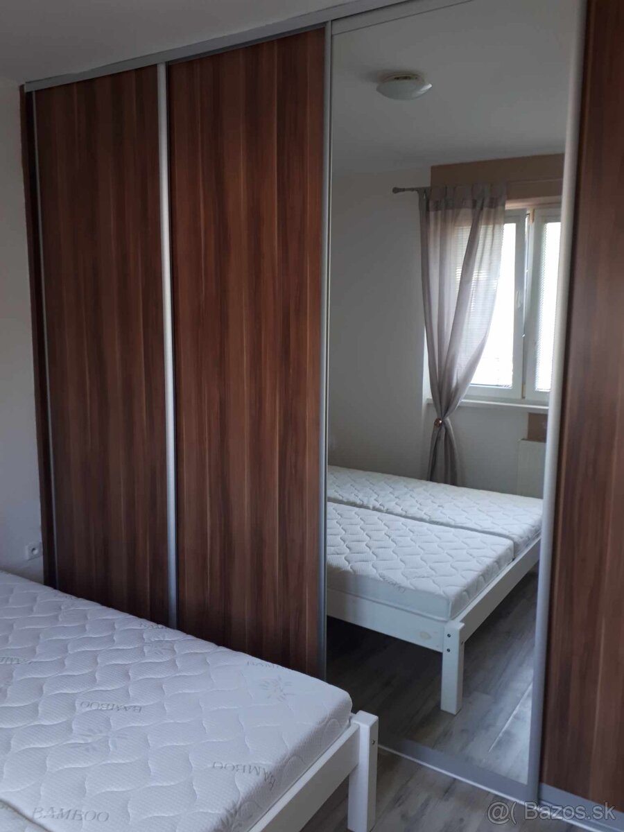 Prenajom 2 izboveho bytu - 9