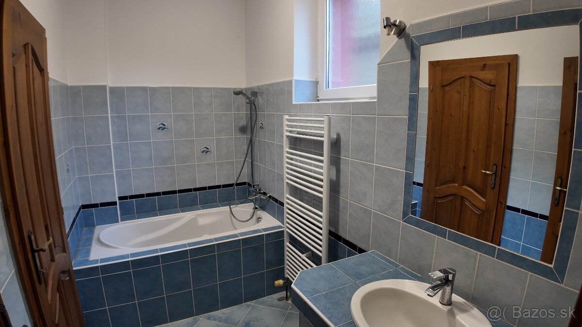 Prerobený 4izb rodinný dom s rozsiahlou záhradou, Kútníky - 9