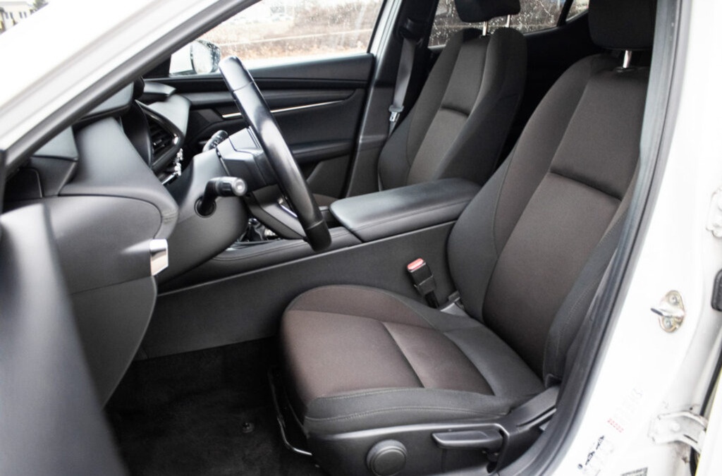 Mazda 3 90kW (2020). - 9