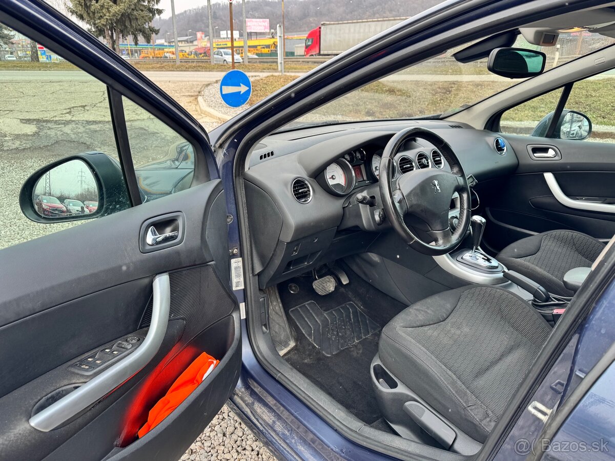 Peugeot 308 combi Automat 7 miest. - 9