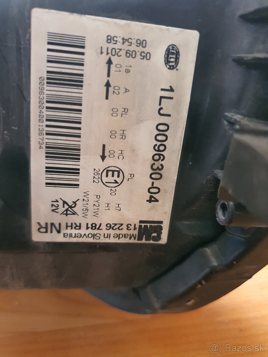 Predné svetlá Opel insignia - 9