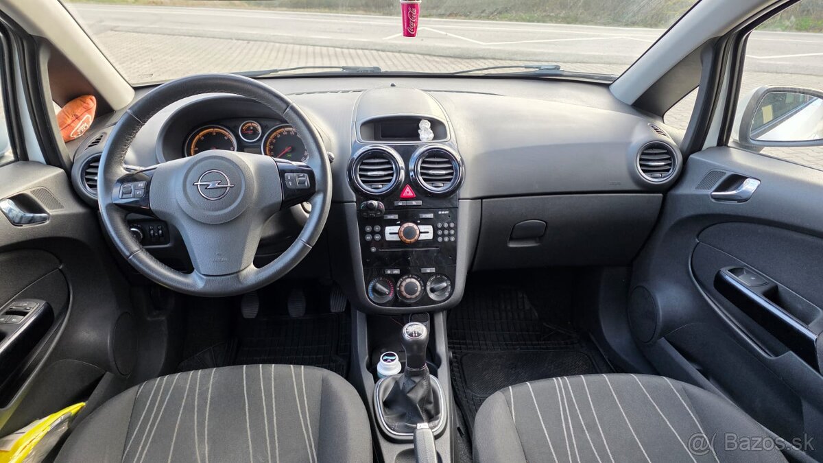 Opel Corsa 1.3 CDTI (diesel) - 9