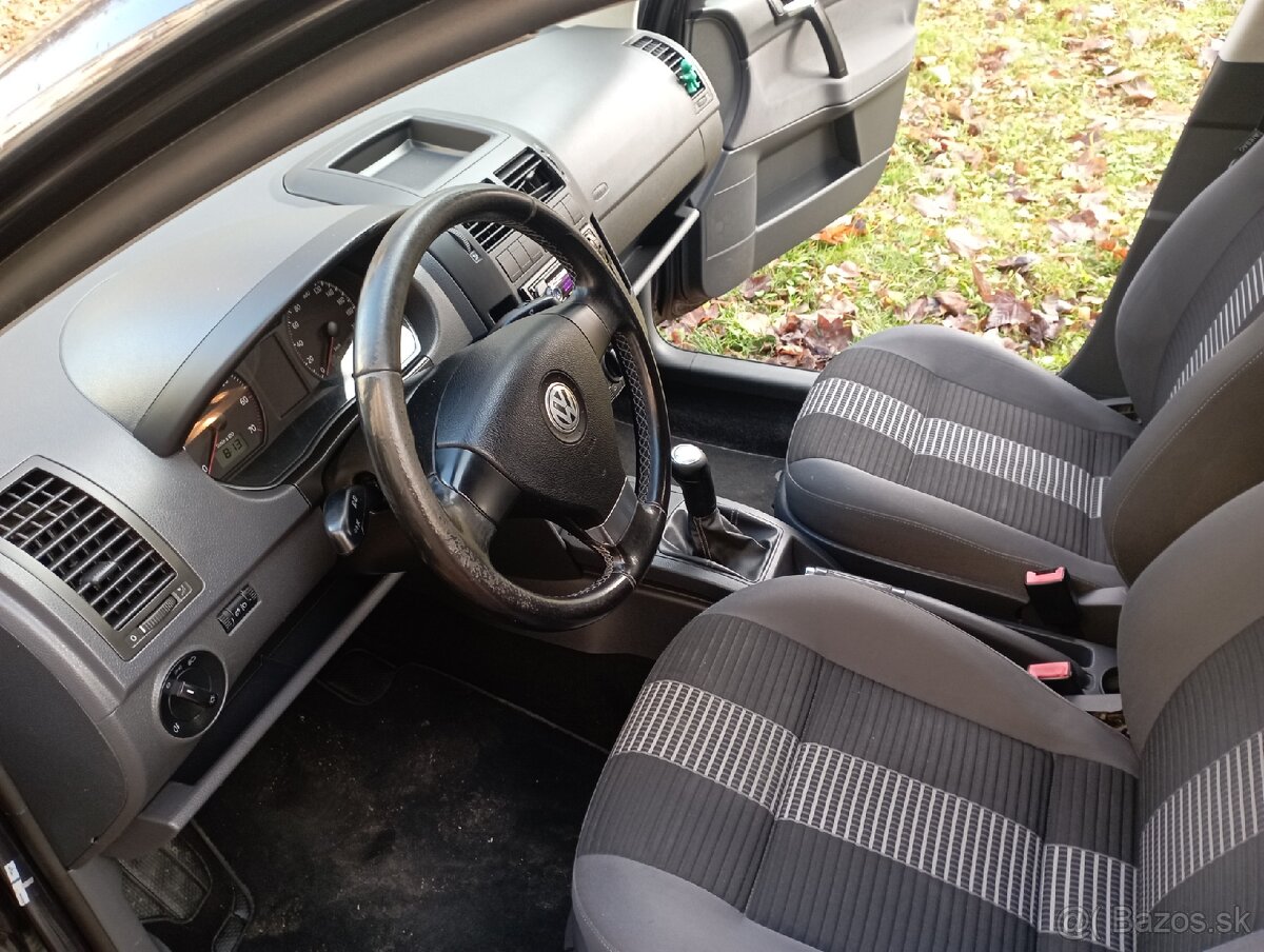 Volkswagen Polo - 9