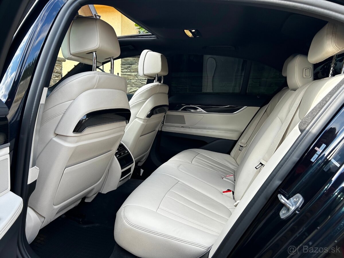 BMW Rad 7 730d xDrive A/T - 9