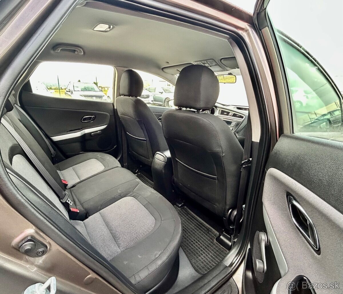 KIA Ceed 1.4i 7690 € Možná výmena/leasing/úver - 9