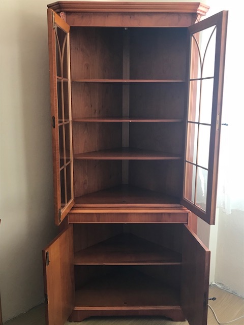 Jedálenský nábytok 2 kusy + stôl + 6 stoličiek - 9