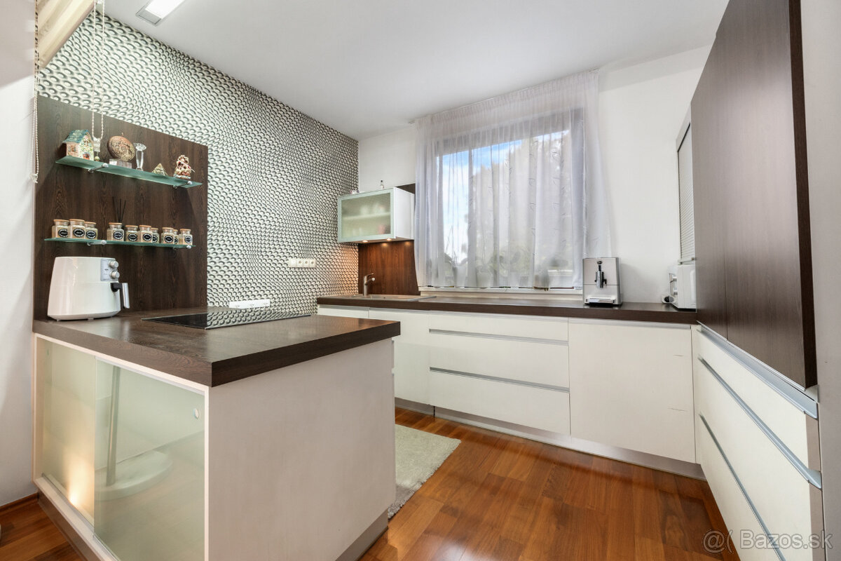 TOP ponuka - 5 izbový RD so saunou a vírivkou - 9