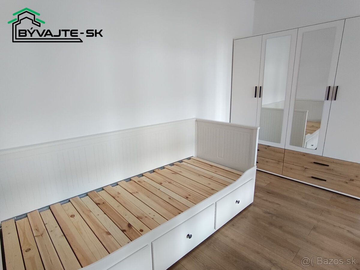 Krásny jednoizbový byt v Prievidzi s výhľadom na Bojnický zá - 9