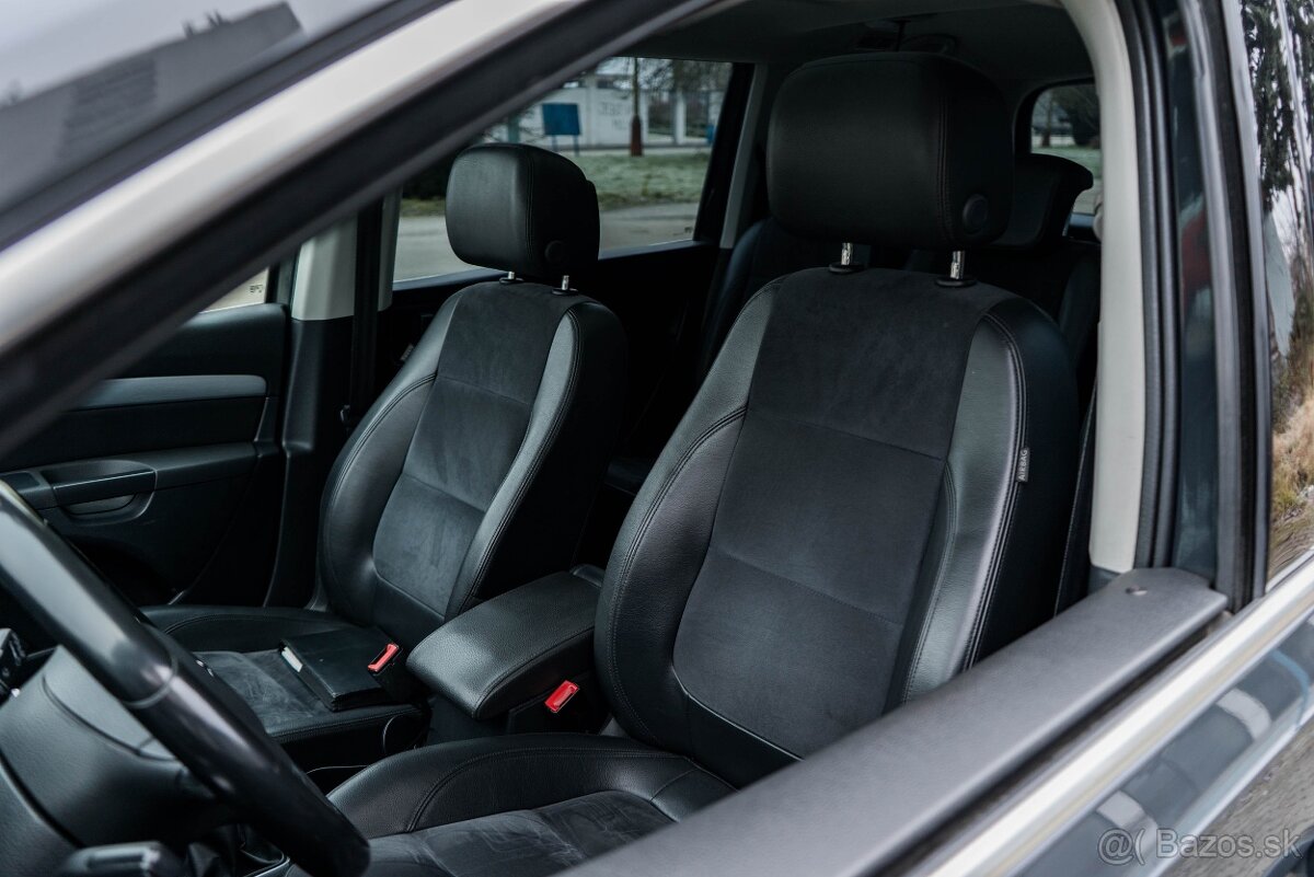 Volkswagen Sharan 2.0 TDI BMT Highline - 9