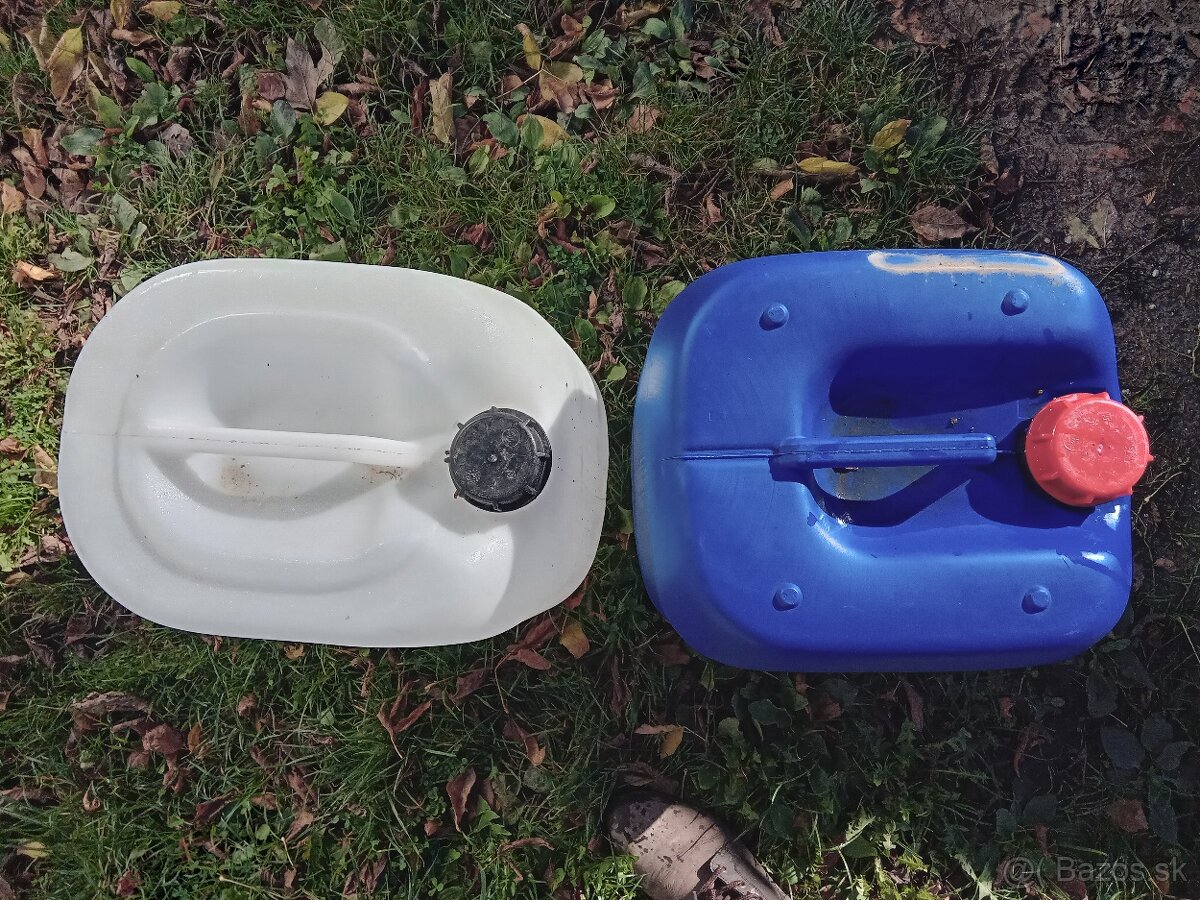 plastové sudy 220 lit a bandasky - 9