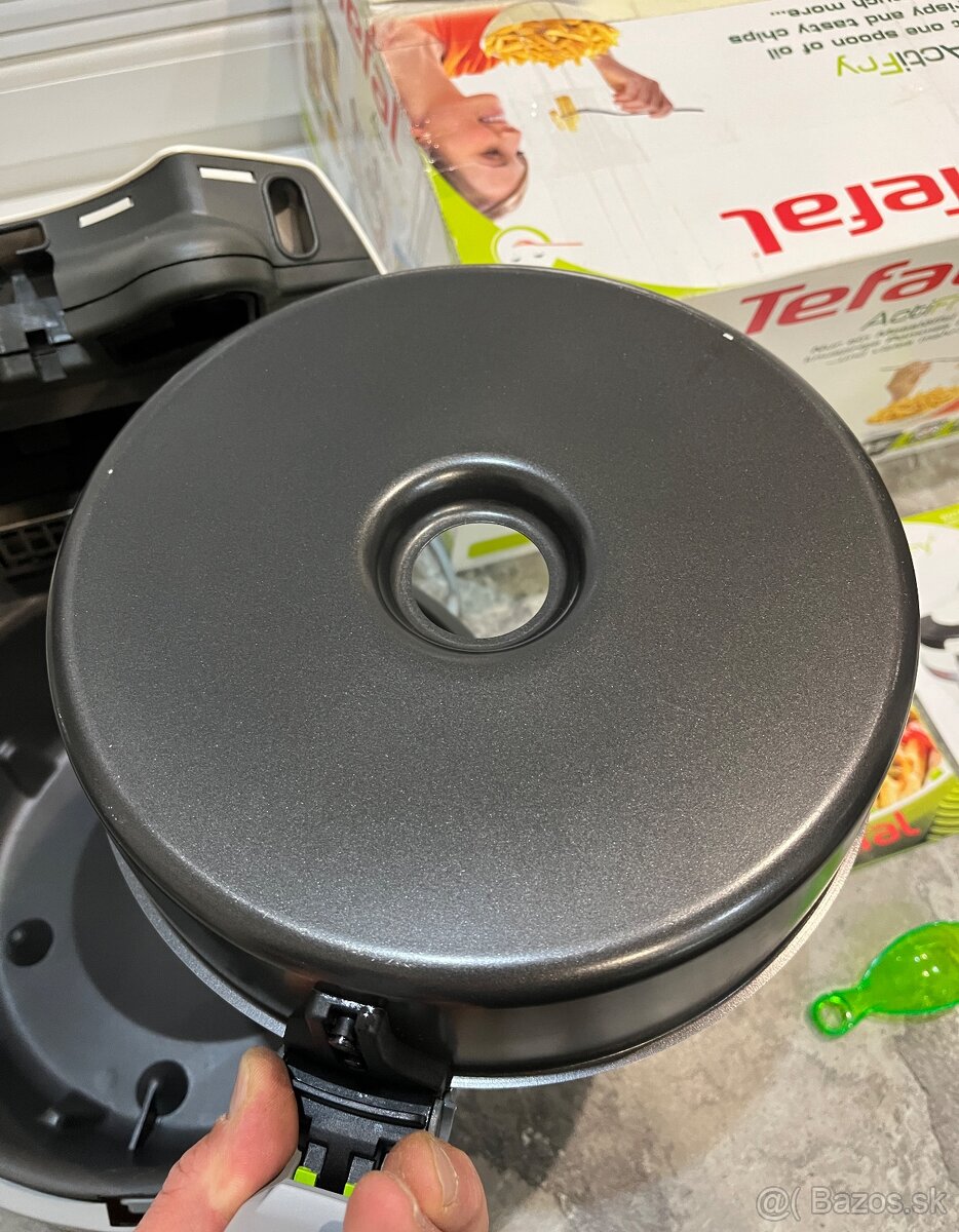 Tefal FZ 706017 ActiFry teplovzdušná fritéza - 9