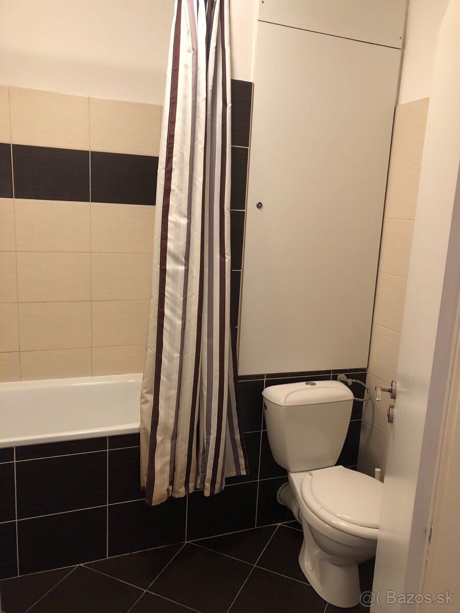 Útulný 2 - izbový byt na prenájom - 9