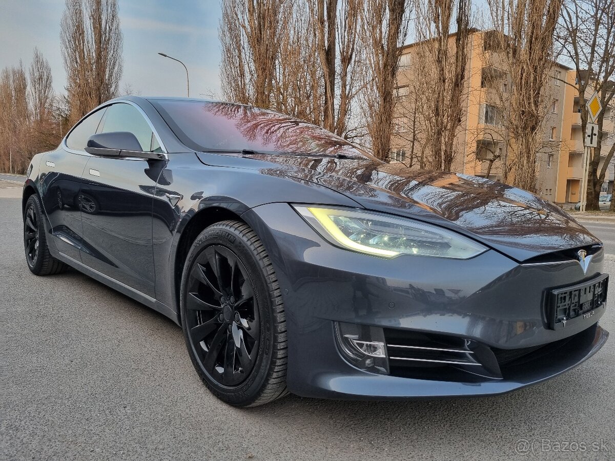 ===Tesla Model S 90D Free Supercharger=== - 9