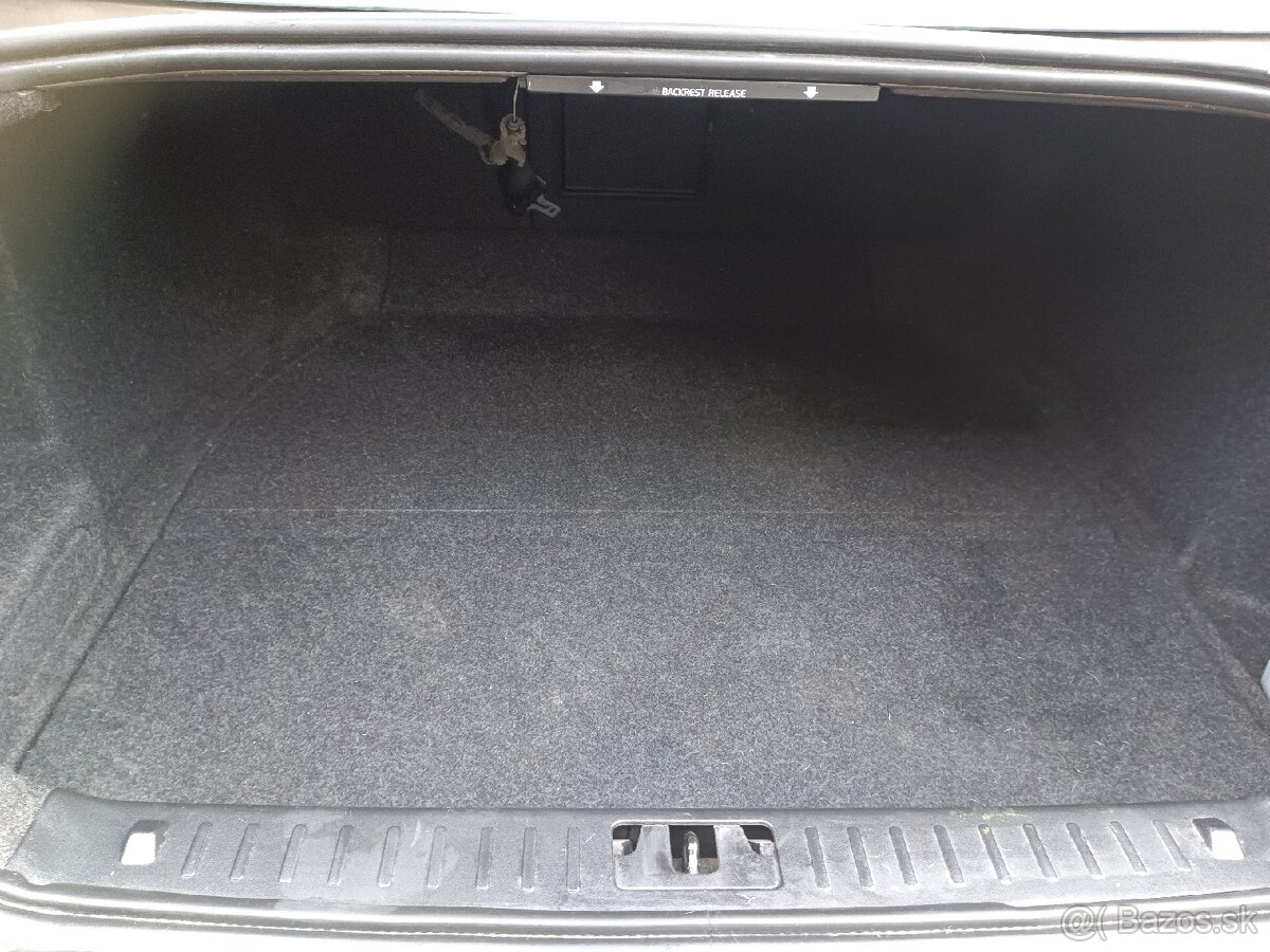 Volvo S80 2.4 D5 AWD 136Kw - 9