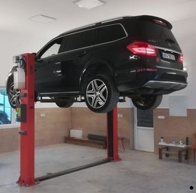 Jednostlpový dvojstlpový nožnicový zdvihák pneuservis gola - 9