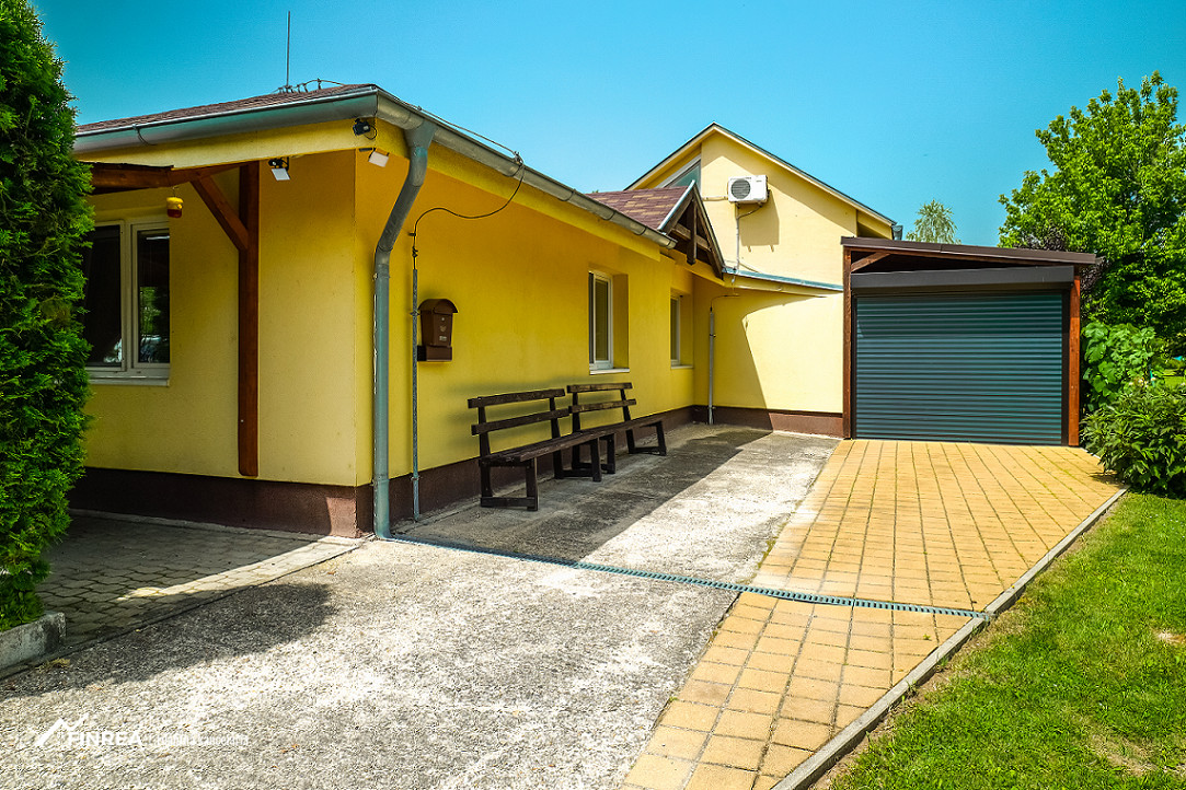 FINREA│ Zabehnutý apartmánový dom v areáli termálnych kúpeľo - 9