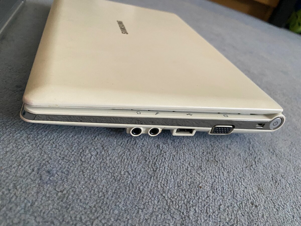 Staré notebooky a tablet – Samsung, Acer – na diely / opravu - 9