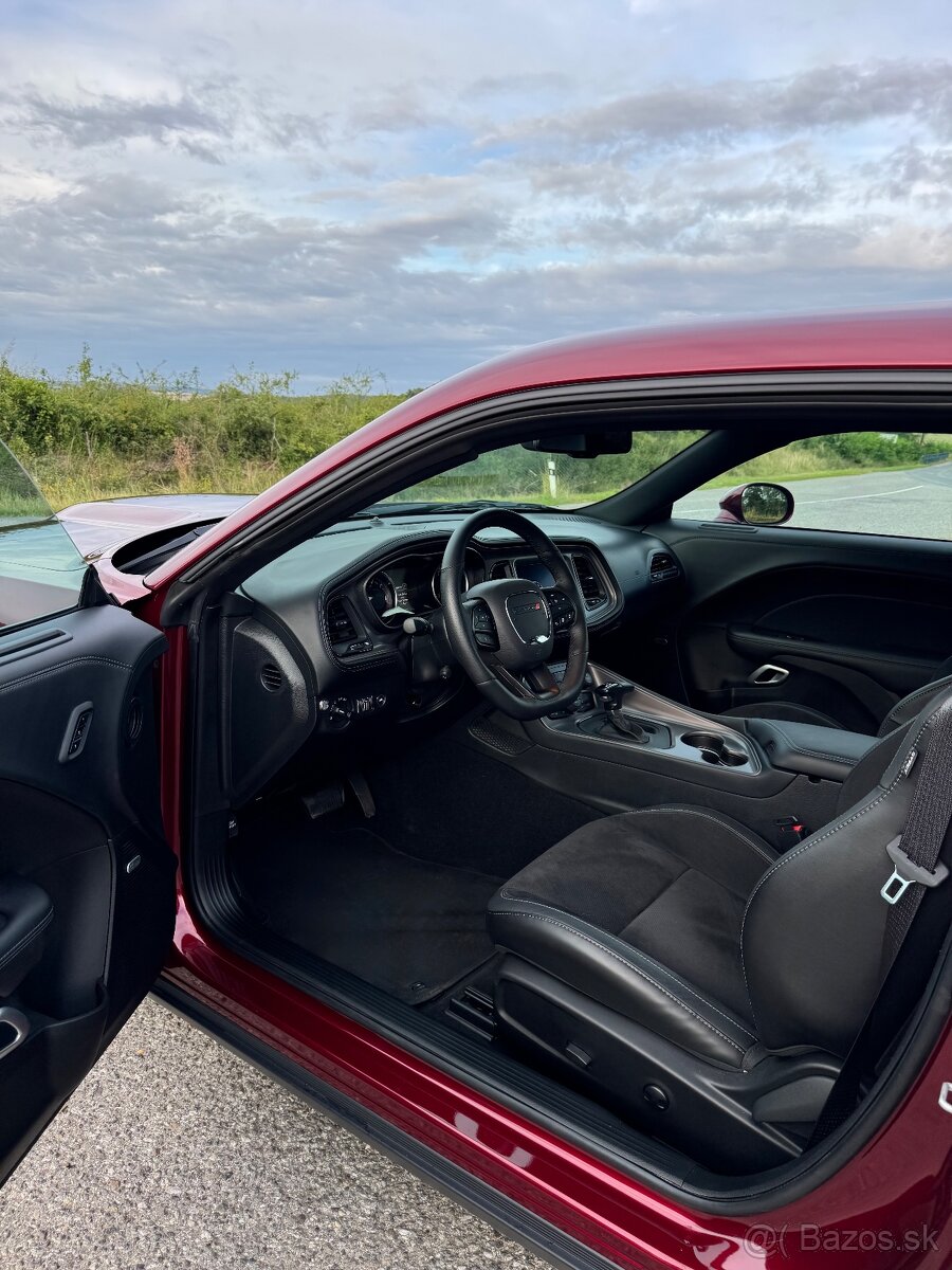 Dodge Challenger R/T 5.7 HEMI V8 – Last Call Edition -8/2024 - 9