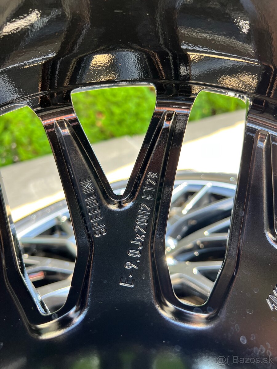 Audi Disky R20 Q7 - 9