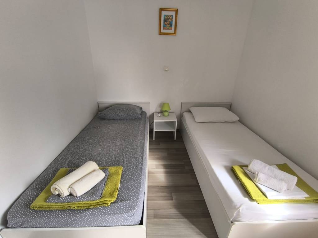 CHORVÁTSKO - Apartmán v 1. rade od mora - NIN - 9