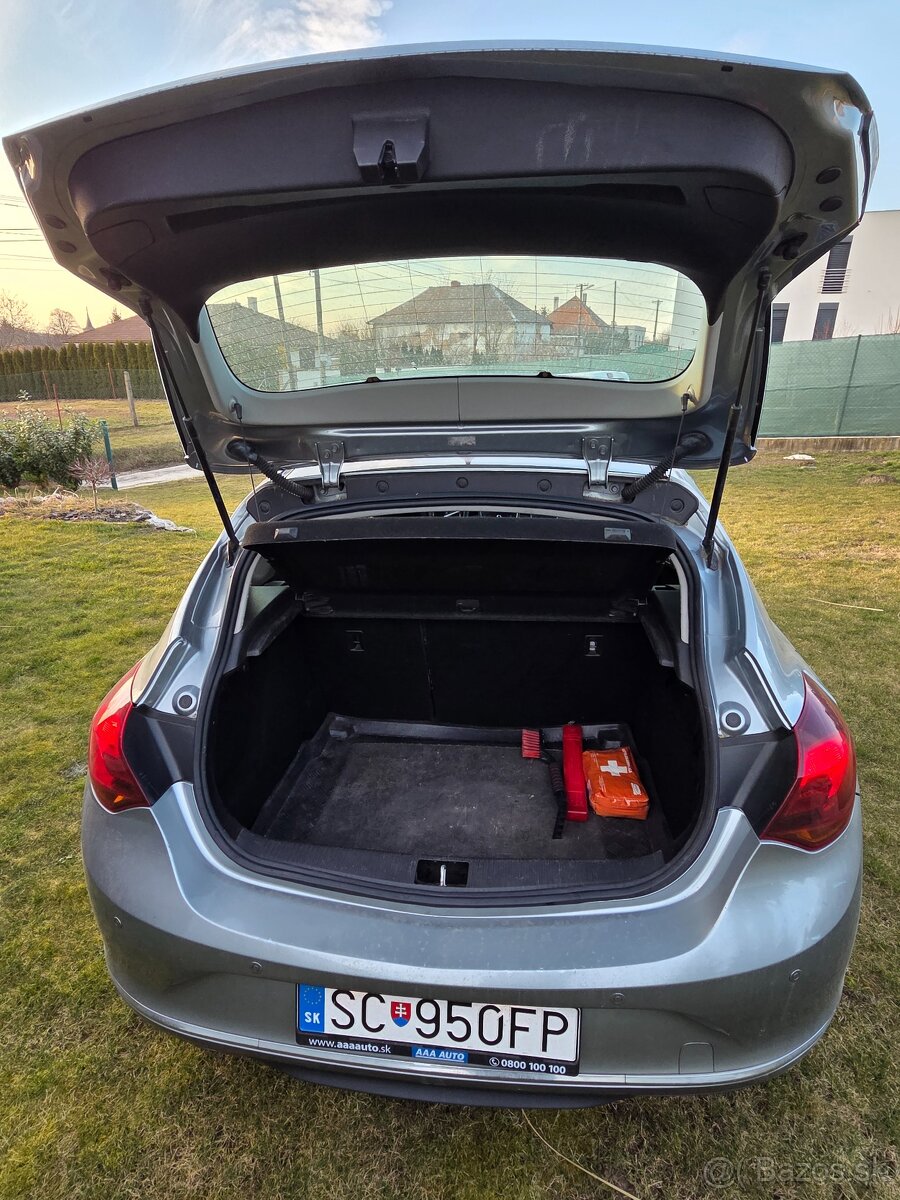 Astra J 1.4 benzín, 112000km - 9