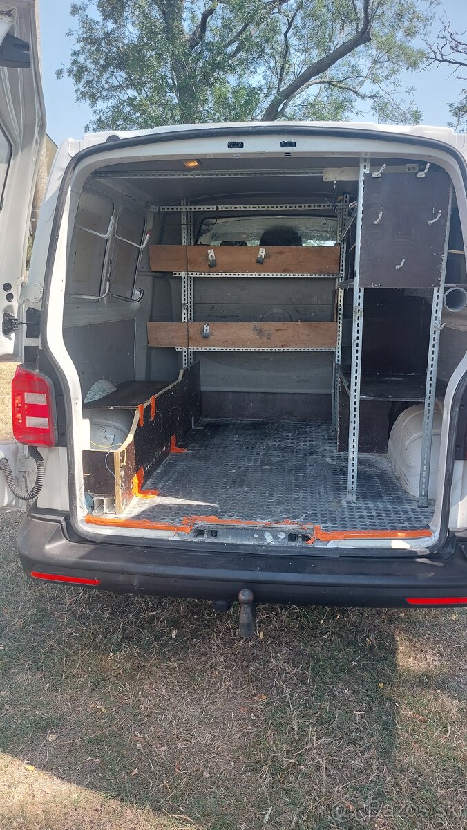 Predám Volkswagen TRANSPORTETR T6 - 9