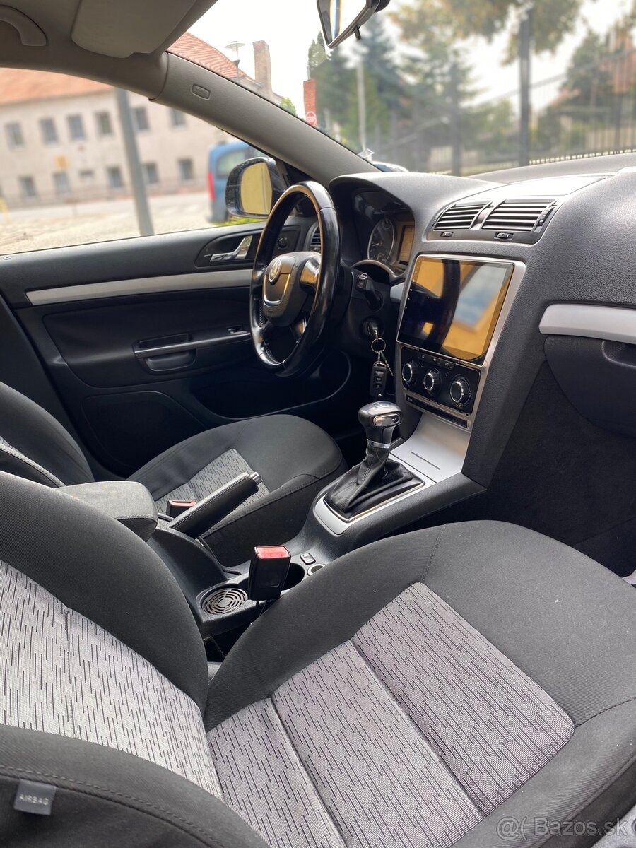 Škoda octavia 2 1.6 TDi facelift - 9