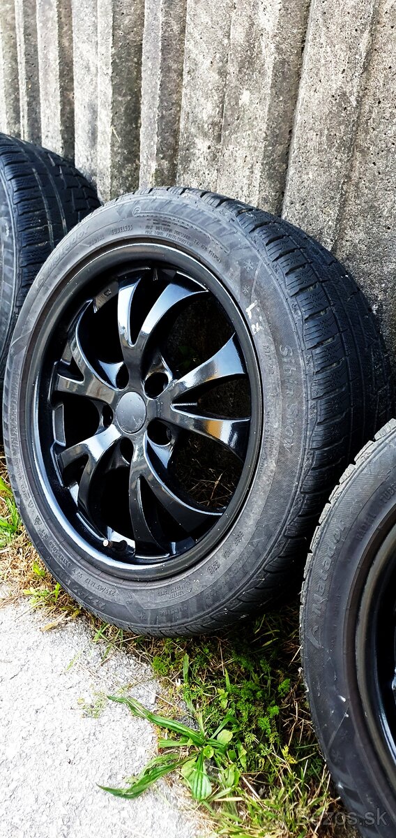 predam 17" cierne kolesa VW (disky + zimne pneu) - 9