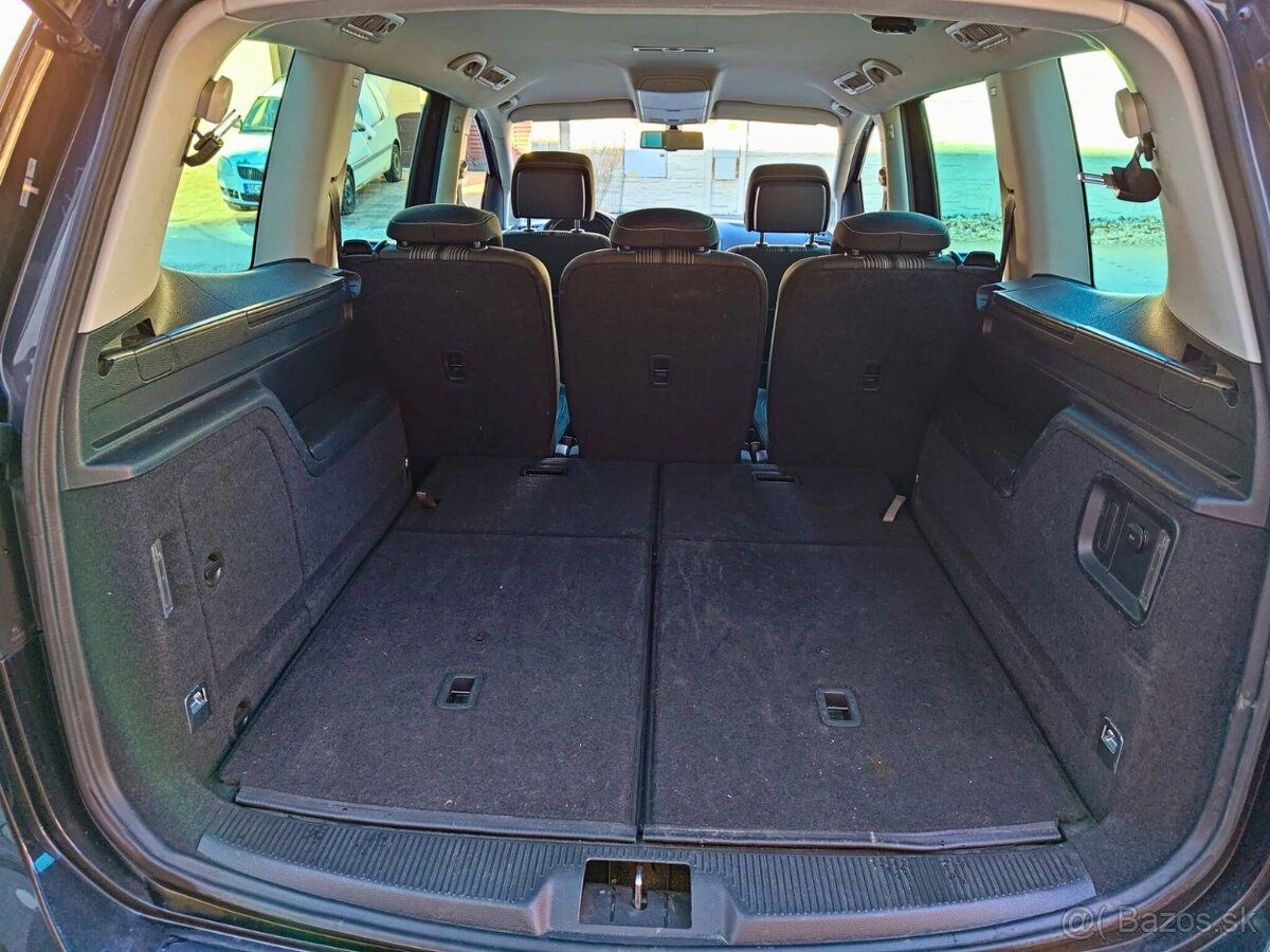 Volkswagen Sharan 2.0 TSI Highline DSG - 9