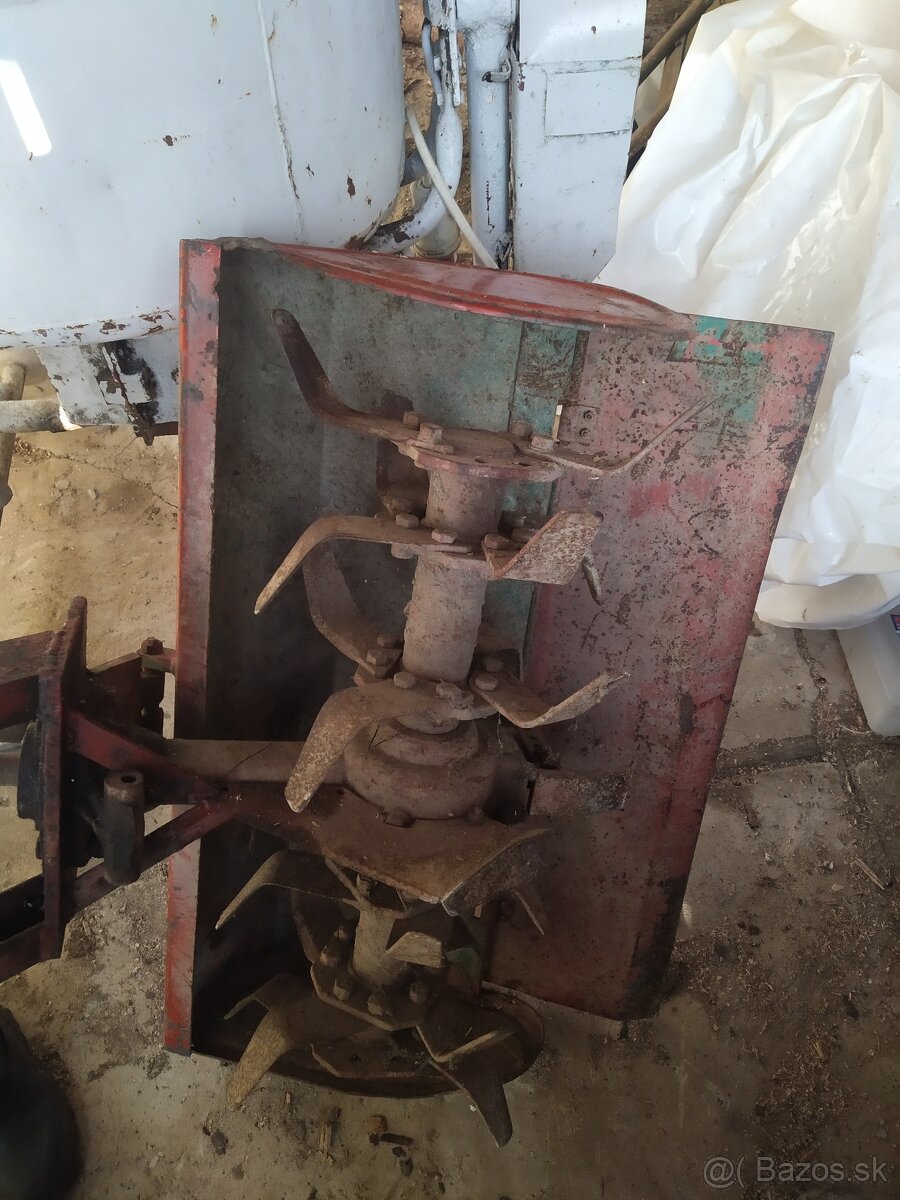Predam rotavator za menší traktor tk alebo mt - 9